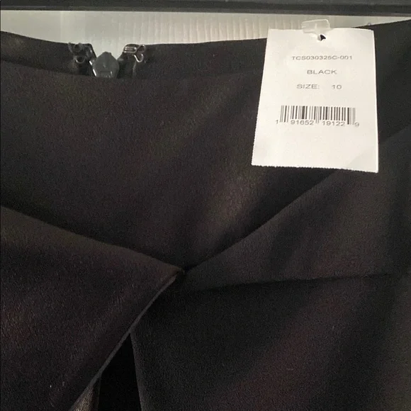 Elegant Black Skirt